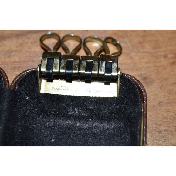 BUXTON Leather Key-Tainer Flip turtle Enclosed Key Holder Case Vtg - Picture 8 of 9
